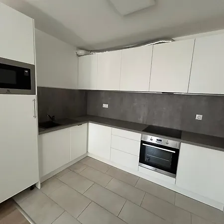 West Budapest-edge Of Downtown-free Parking Βουδαπέστη